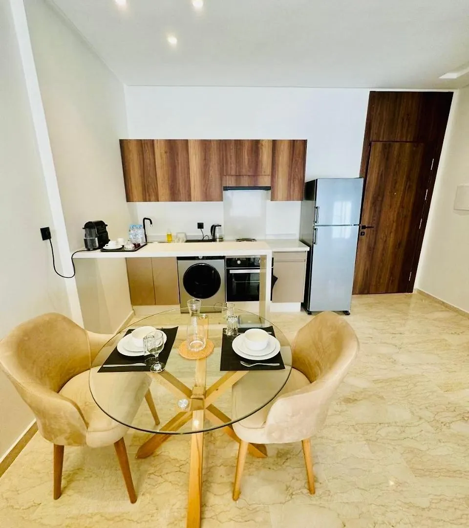 Studio Tout Confort, Pres De La Corniche Casablanca Maroko